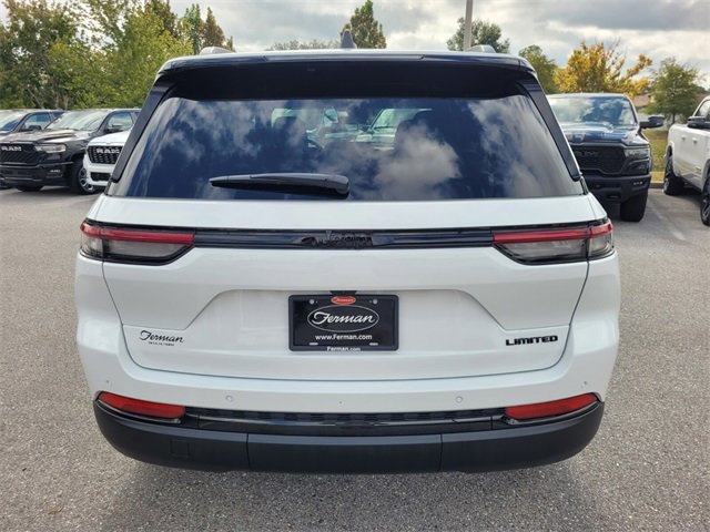 New 2025 Jeep Grand Cherokee Limited image 10