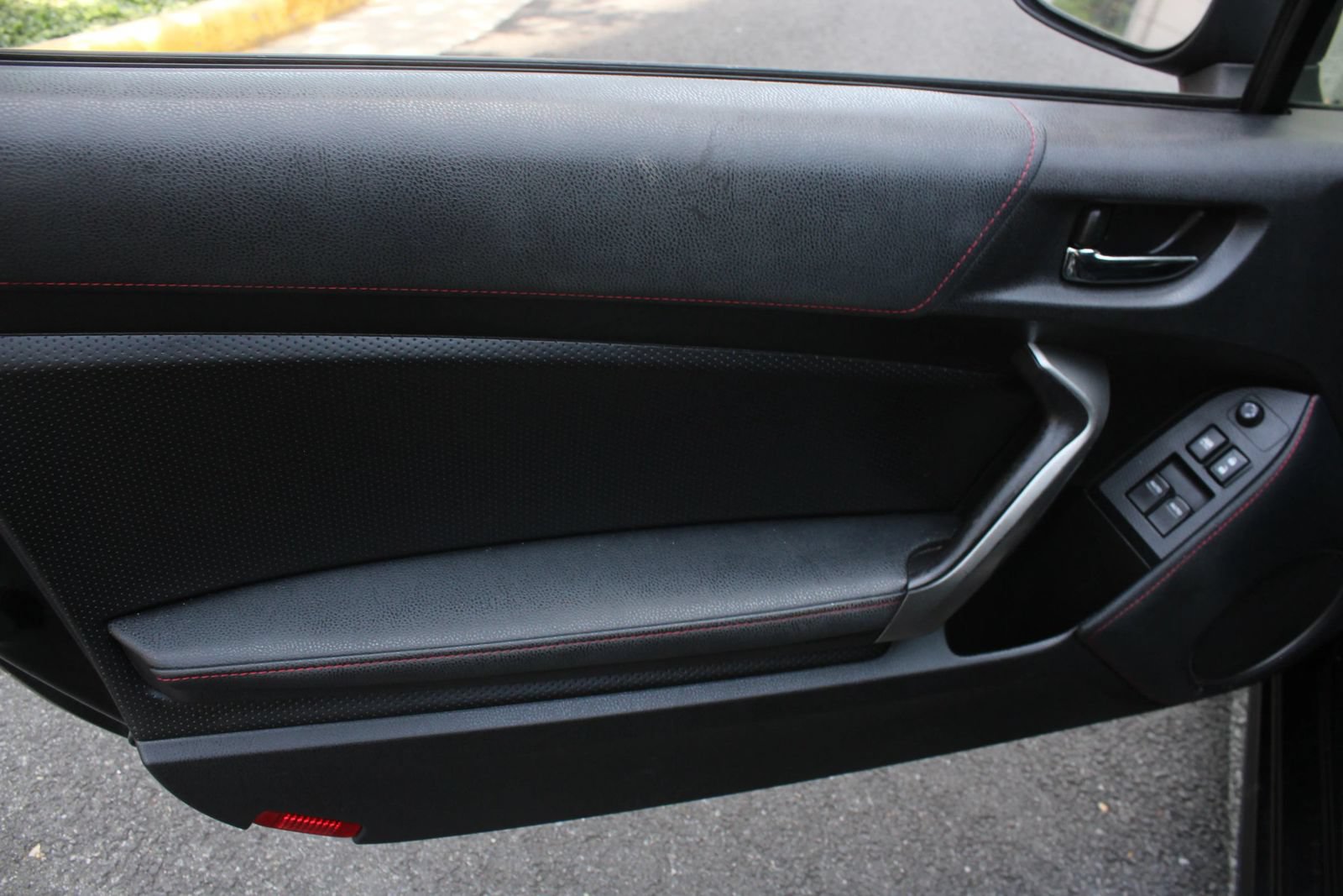 Used 2015 Scion FR-S RWD image 14
