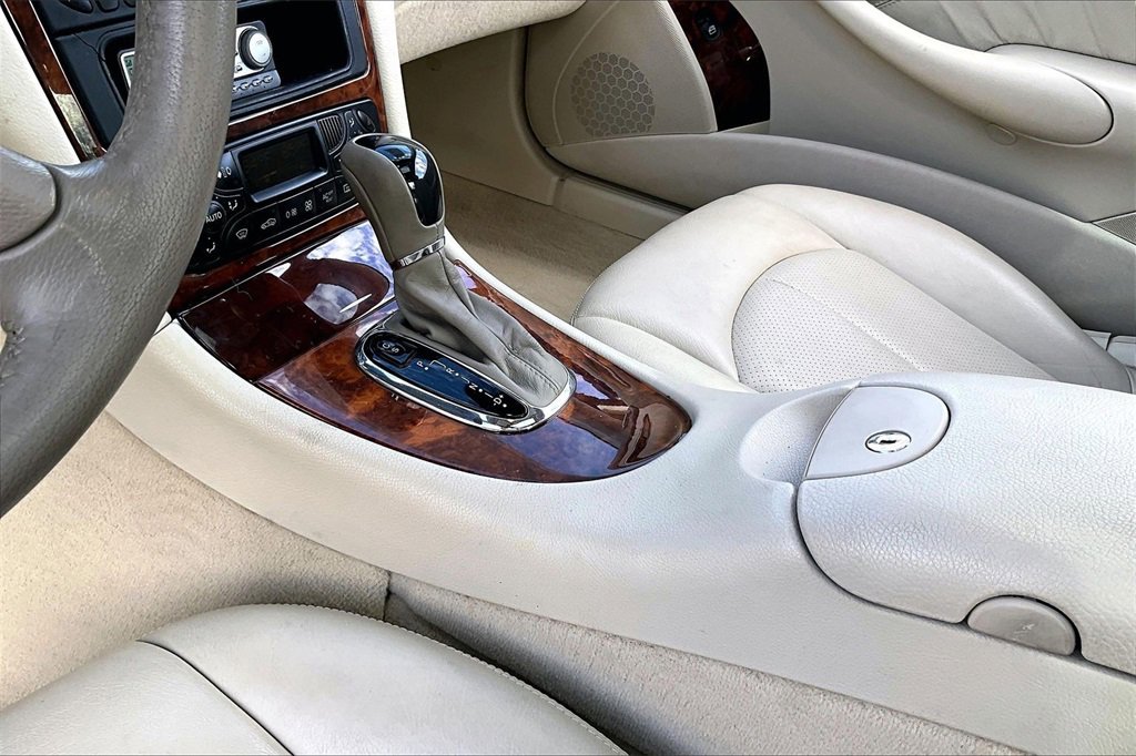 Used 2004 Mercedes-Benz CLK 320 CLK 320 image 16