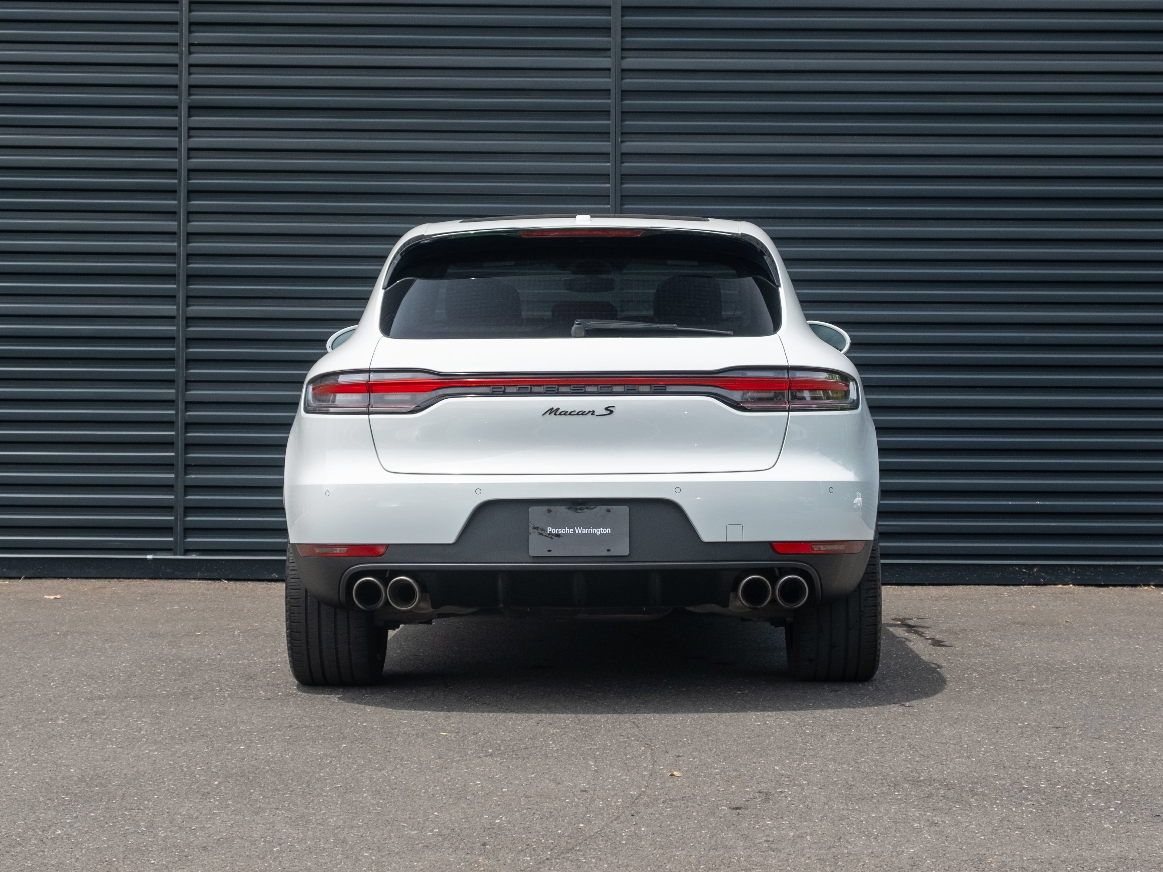 Certified 2021 Porsche Macan S AWD/4WD image 7