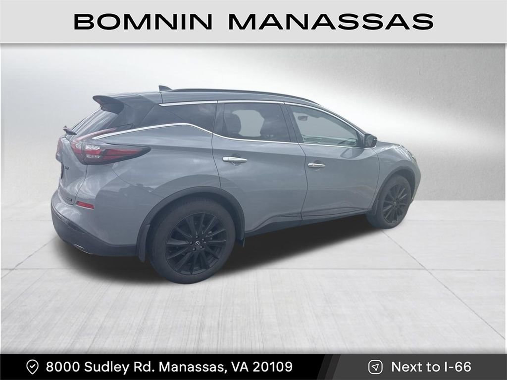 Used 2023 Nissan Murano SV w/ SV Midnight Edition Package image 8