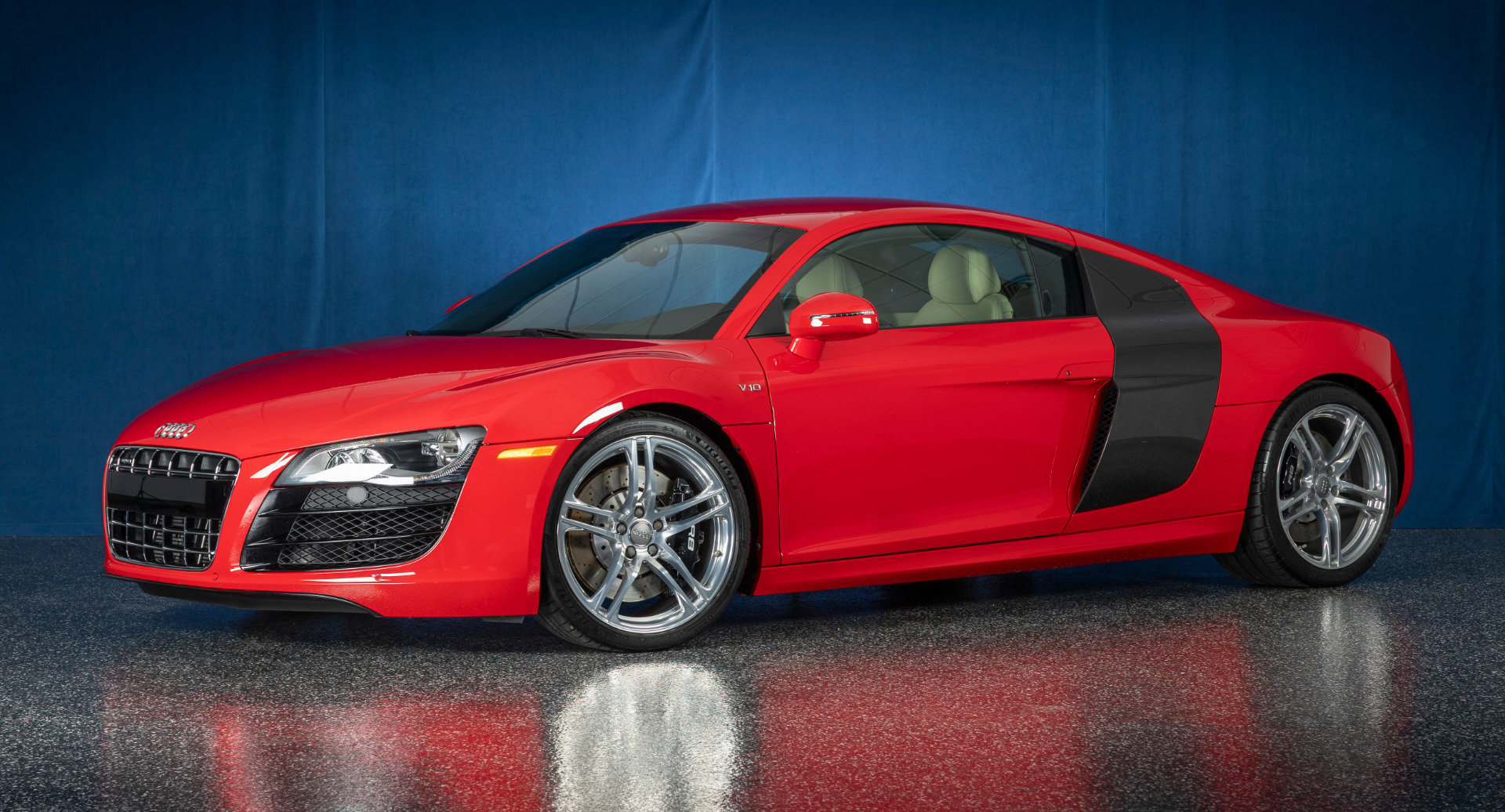 Used 2010 Audi R8 V10 AWD/4WD image 1