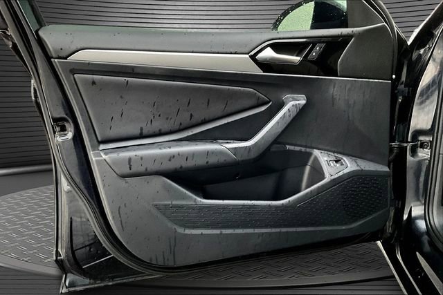 Used 2019 Volkswagen Jetta R-Line image 18