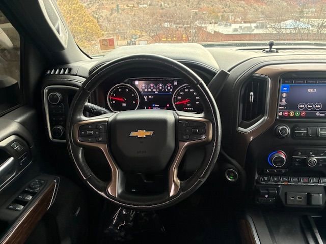 Used 2023 Chevrolet Silverado 2500 High Country w/ Z71 Off-Road Package image 13