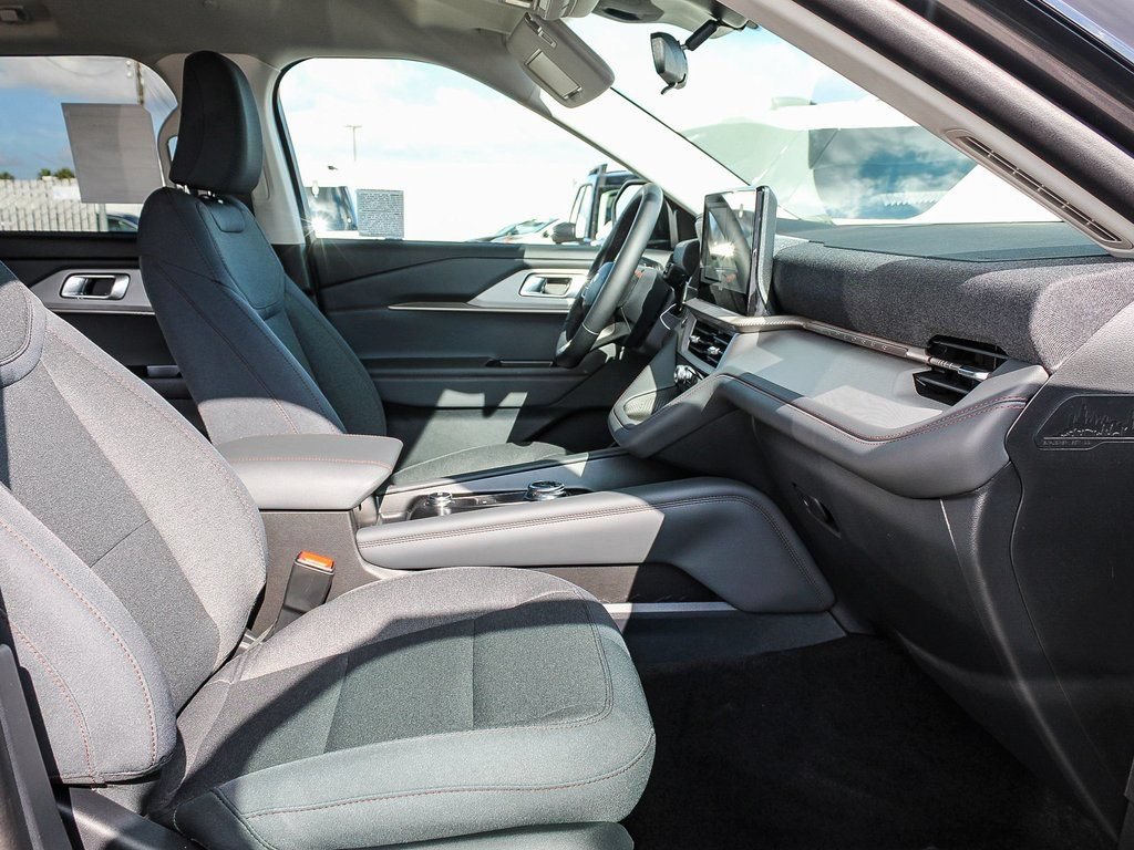 New 2026 Ford Explorer Active RWD image 16