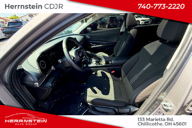 Used 2024 Hyundai Elantra SEL w/ Convenience Package FWD image 21