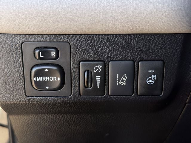 Used 2017 Toyota RAV4 Platinum w/ All Weather Liner Package image 23