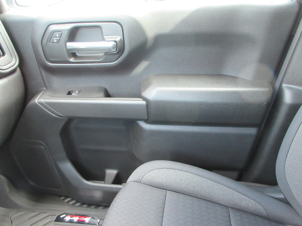 New 2026 Chevrolet Silverado 1500 Custom Trail Boss w/ LPO, Dark Essentials Package AWD/4WD image 34