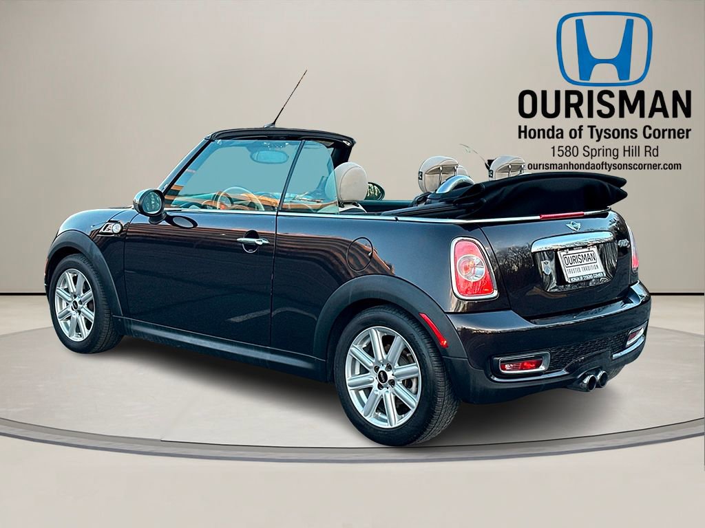 Used 2015 MINI Cooper S image 3