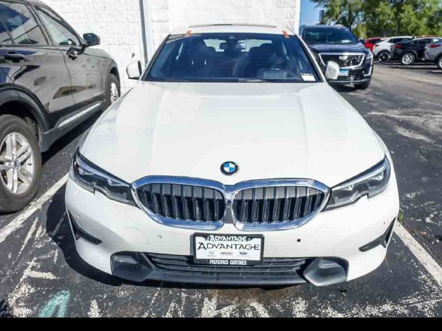 Used 2020 BMW 330i xDrive Sedan w/ Premium Package AWD/4WD image 2