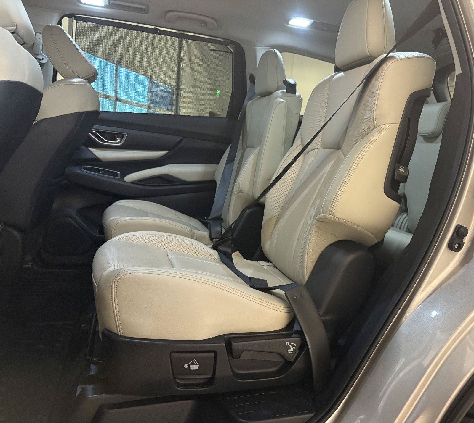 Used 2020 Subaru Ascent Limited AWD/4WD image 34
