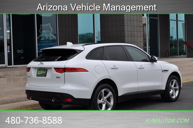 Used 2018 Jaguar F-PACE Premium AWD/4WD image 11