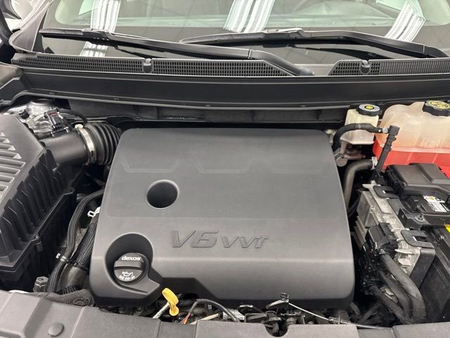 Used 2021 Buick Enclave Avenir w/ Avenir Technology Package AWD/4WD image 39