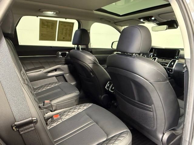 Used 2023 Kia Sorento SX Prestige image 48