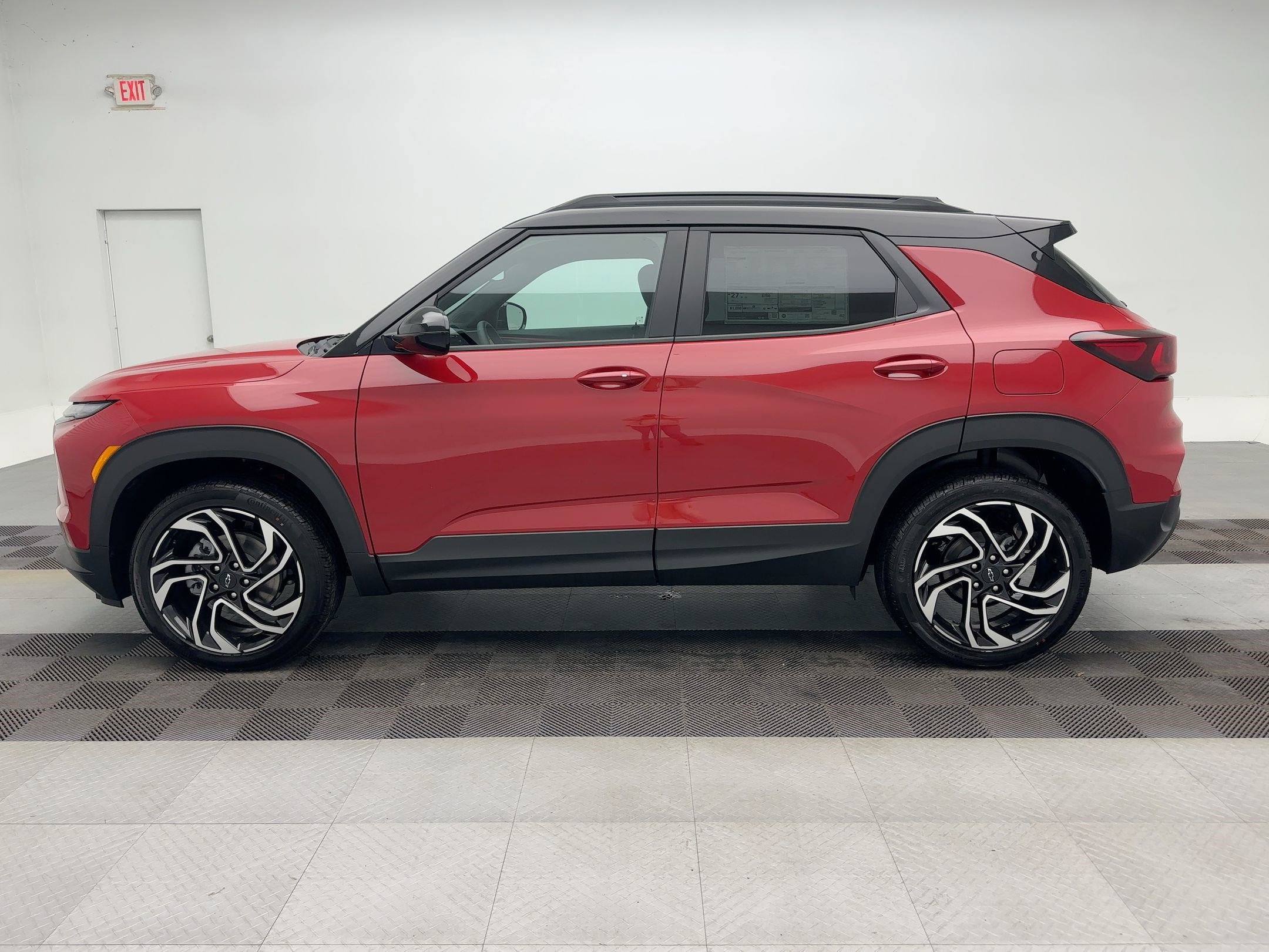 New 2026 Chevrolet TrailBlazer RS w/ Convenience Package image 2