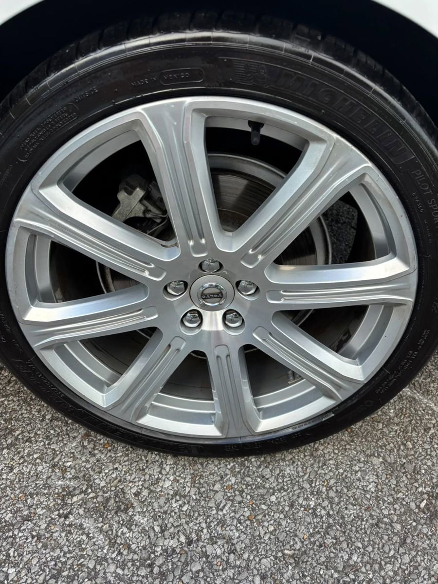 Used 2017 Volvo S90 T6 Inscription w/ Vision Package AWD/4WD image 25