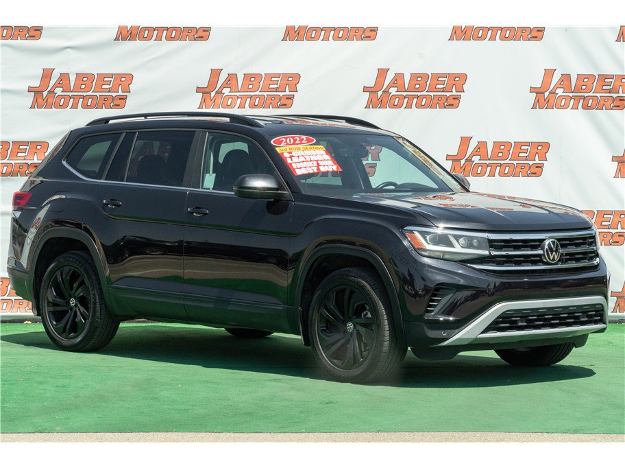 Used 2022 Volkswagen Atlas SE w/ Black Wheel Package FWD image 1