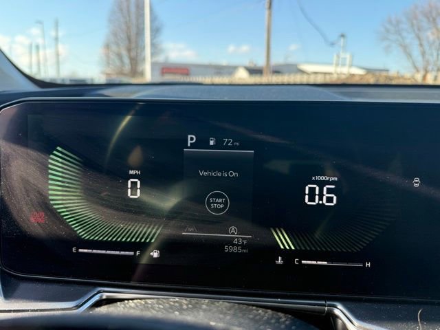 Used 2025 Kia Sorento S image 12