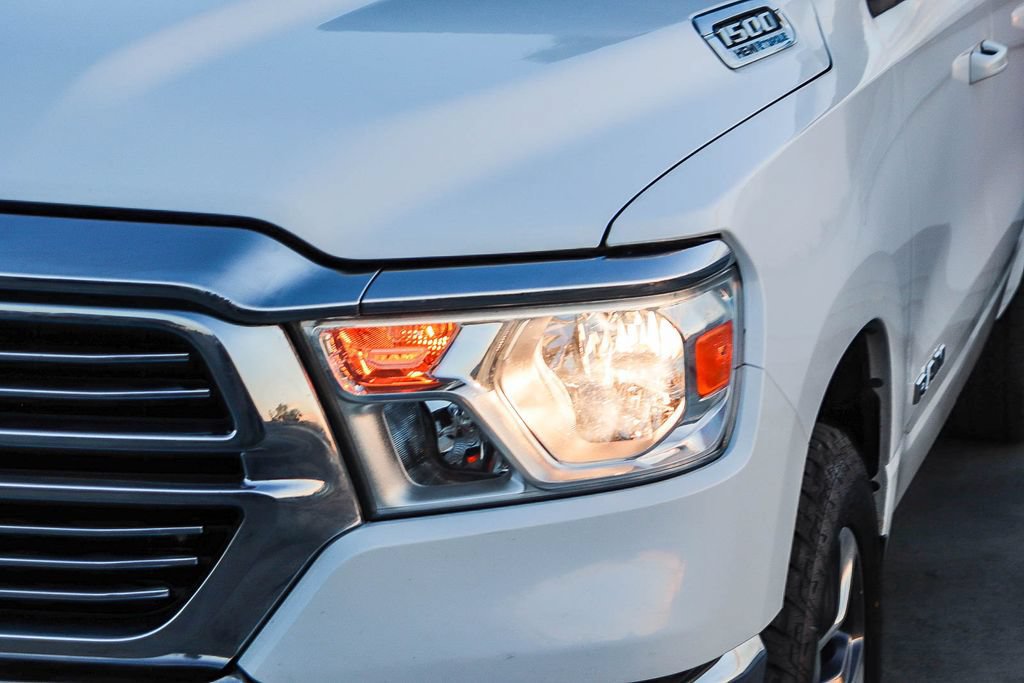 Used 2024 RAM 1500 Laramie AWD/4WD image 5