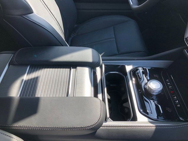 New 2025 Jeep Wagoneer Series II w/ Convenience Group I image 24