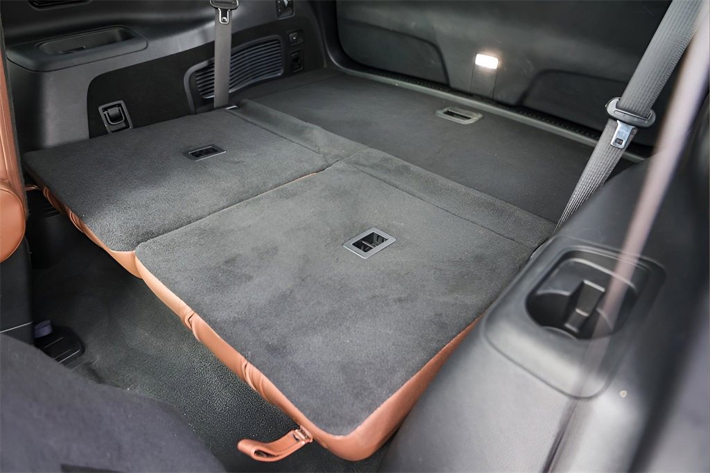 Used 2022 Lincoln Aviator Reserve w/ Equipment Group 201A image 24