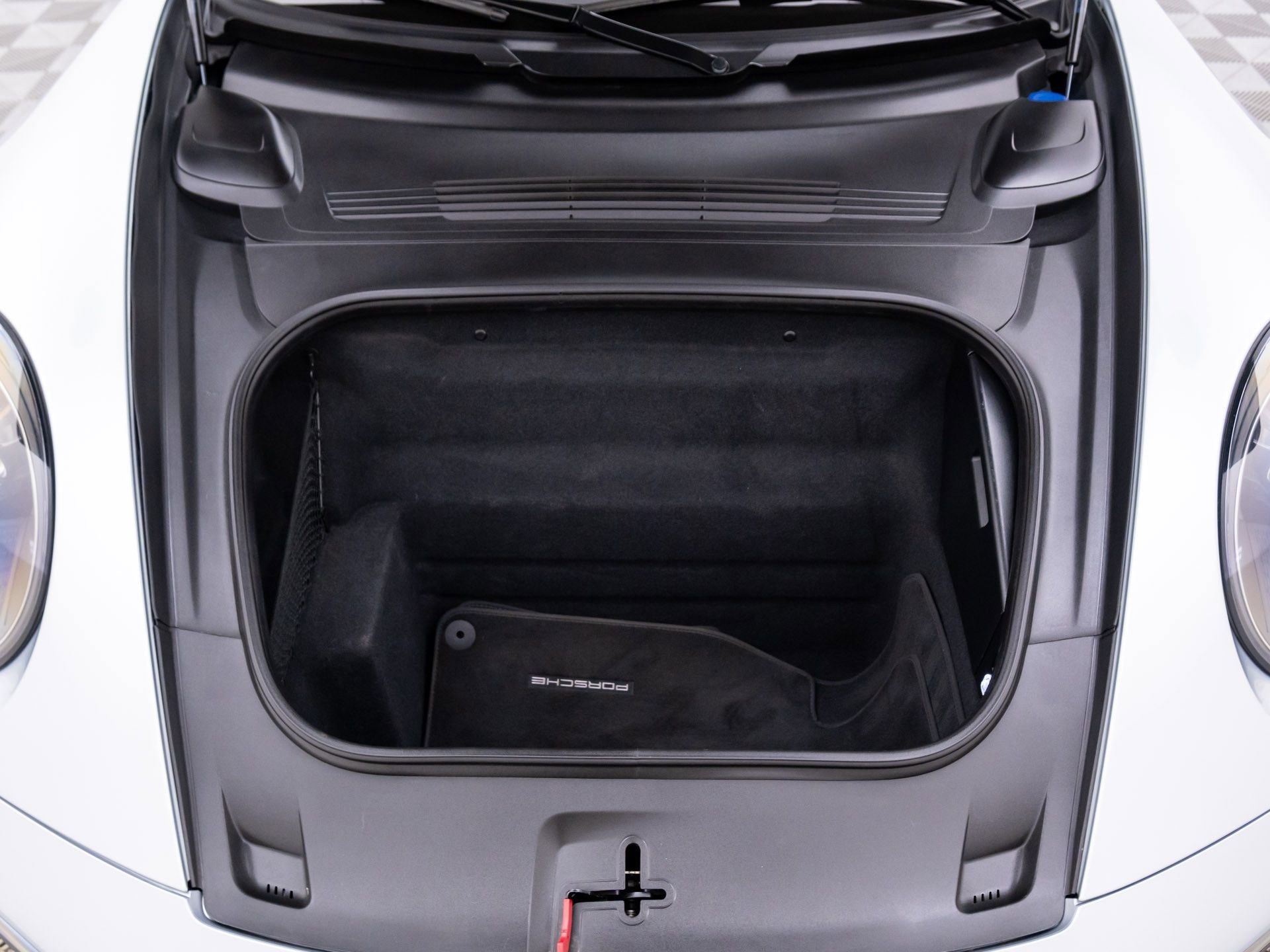 Certified 2022 Porsche 911 Turbo S image 32