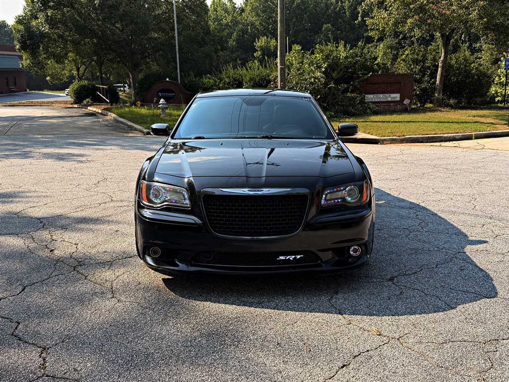 Used 2014 Chrysler 300 SRT8 w/ Leather Interior Group RWD image 2