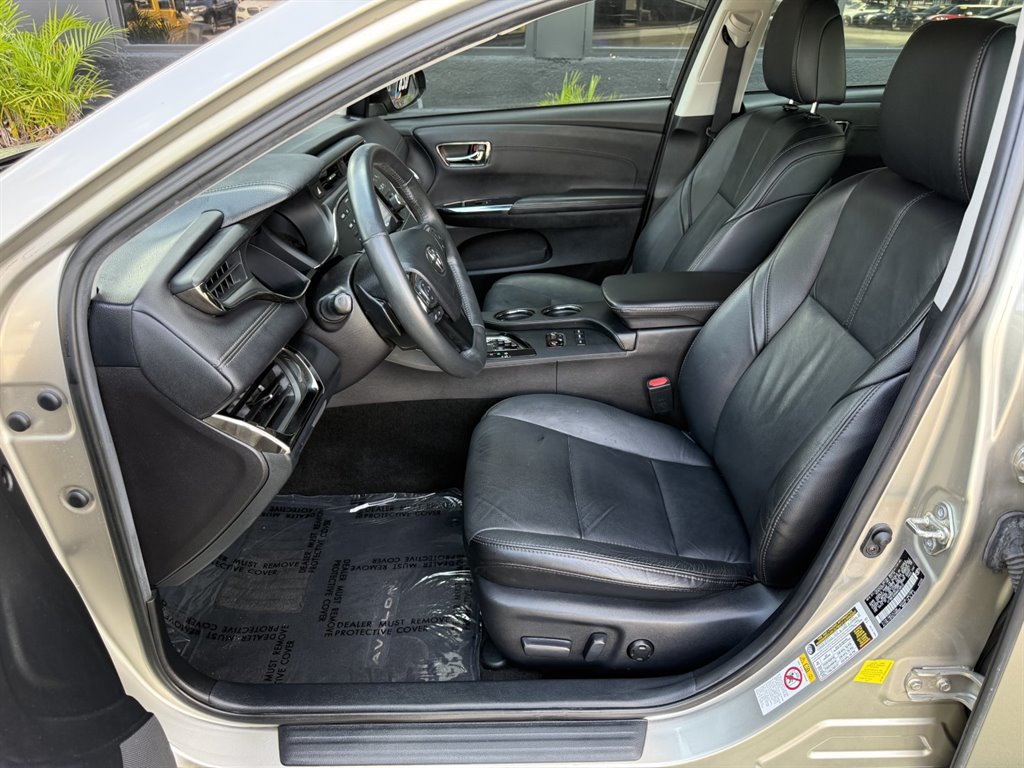 Used 2016 Toyota Avalon Touring FWD image 13