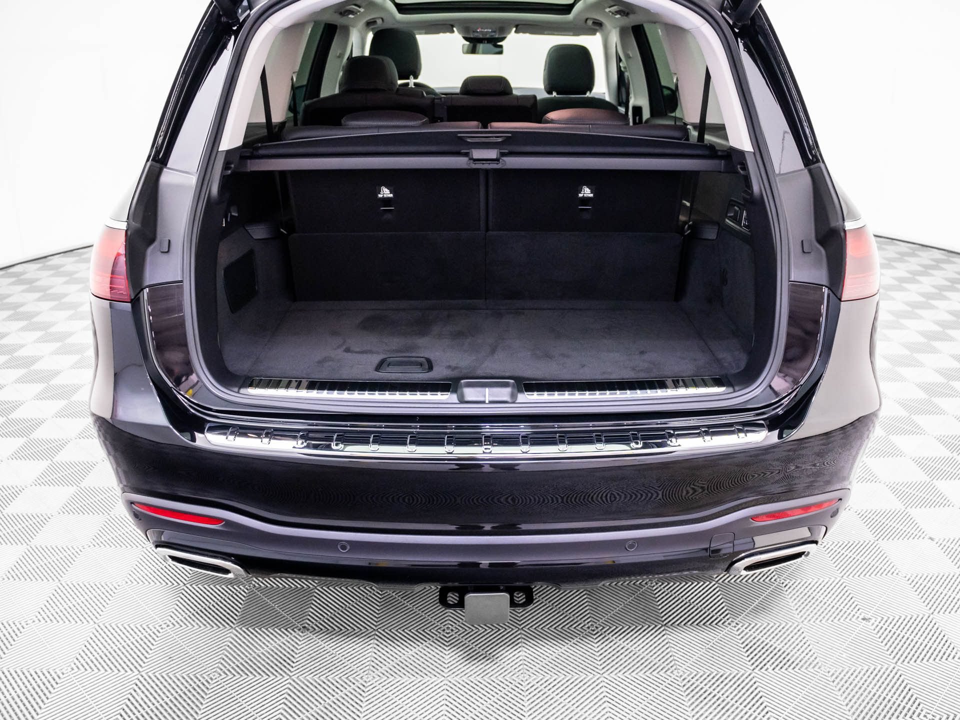 New 2026 Mercedes-Benz GLS 450 4MATIC image 34