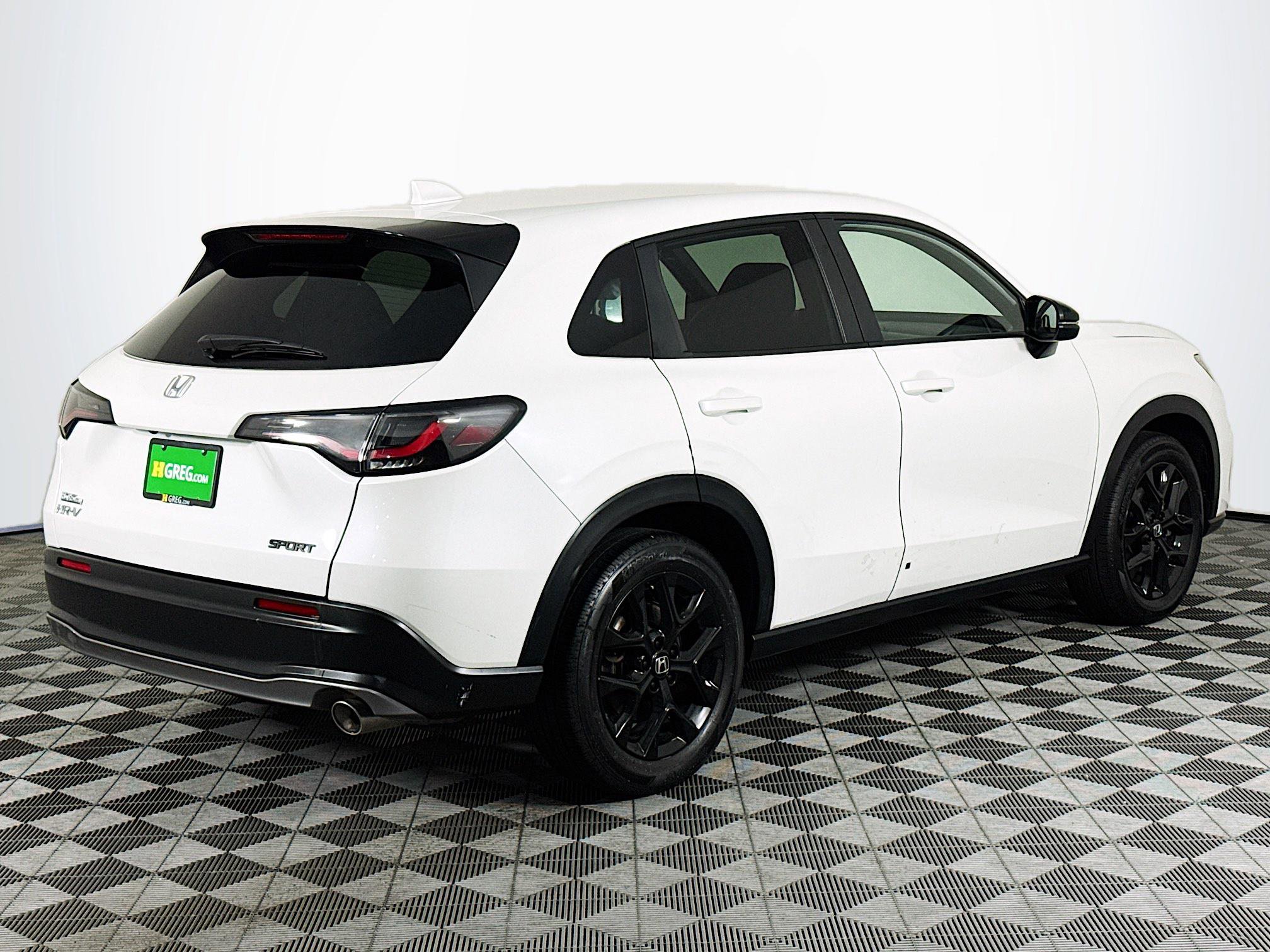 Used 2024 Honda HR-V Sport image 10