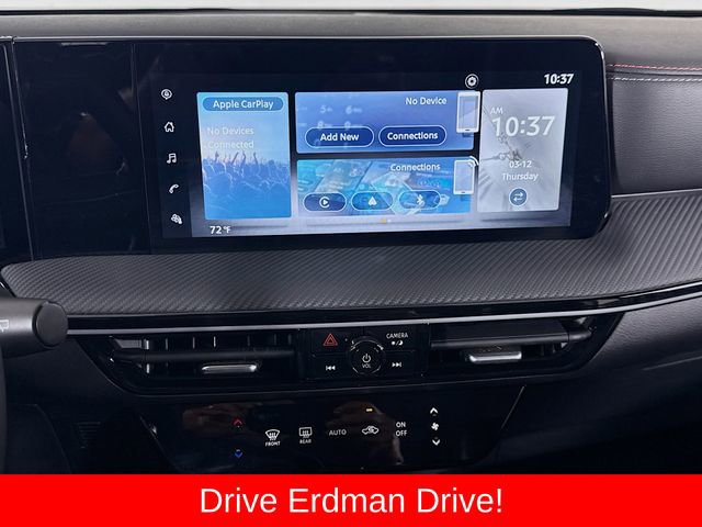 Used 2025 Nissan Kicks SR FWD image 19
