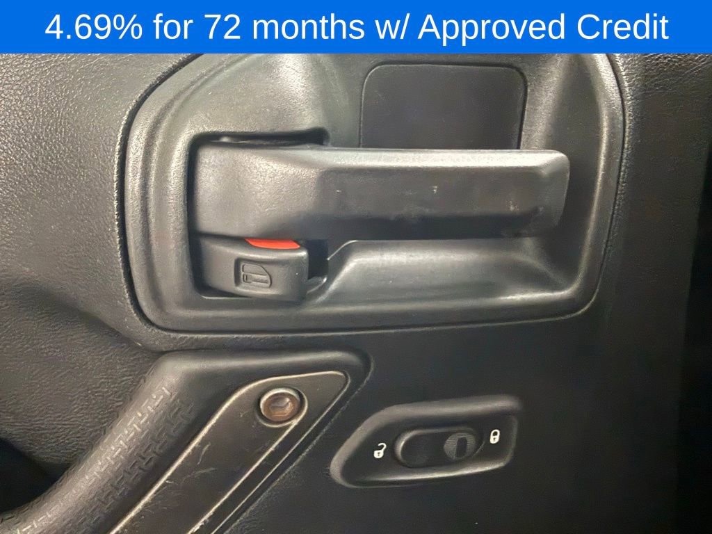 Used 2017 Jeep Wrangler Sport image 29