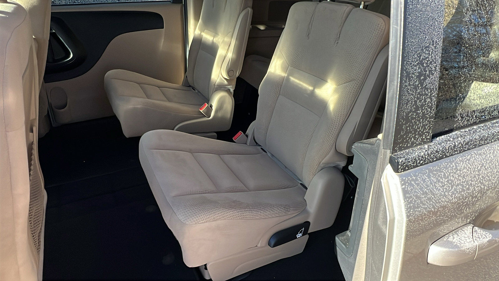 Used 2016 Dodge Grand Caravan SE w/ Quick Order Package 29E SE image 22