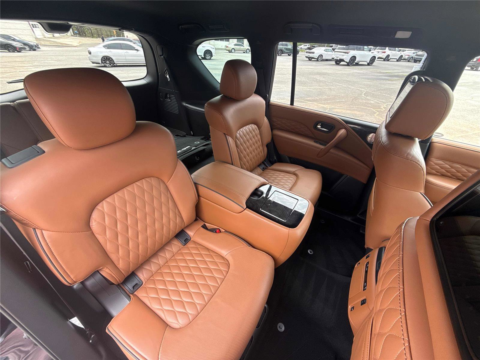 Used 2023 INFINITI QX80 Sensory w/ Cargo Package AWD/4WD image 30