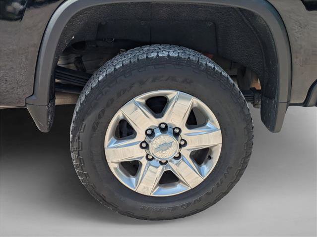 Used 2020 Chevrolet Silverado 2500 LTZ image 7