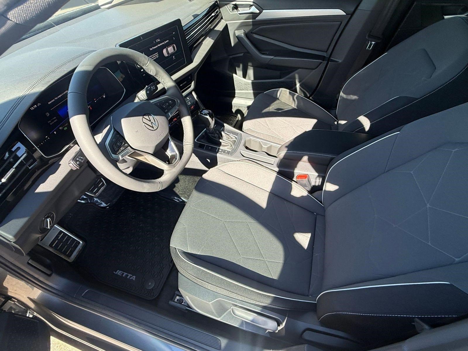 New 2026 Volkswagen Jetta Sport FWD image 4
