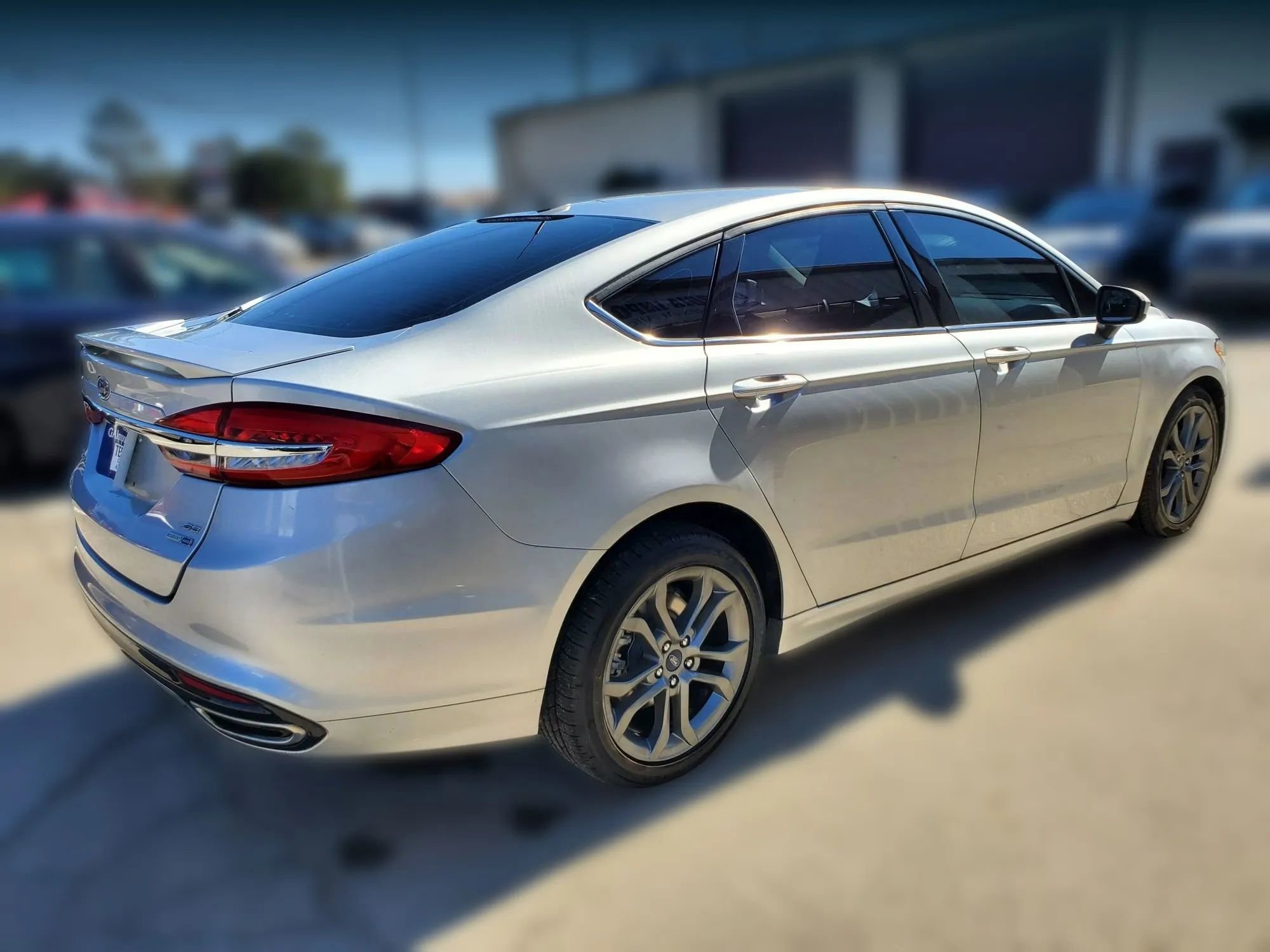 Used 2017 Ford Fusion SE w/ Equipment Group 201A image 14