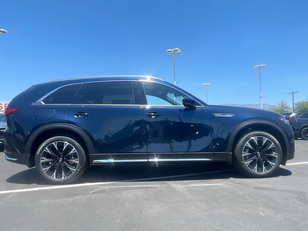 New 2026 MAZDA CX-90 Plug-In Hybrid w/ Premium Plus AWD/4WD image 2