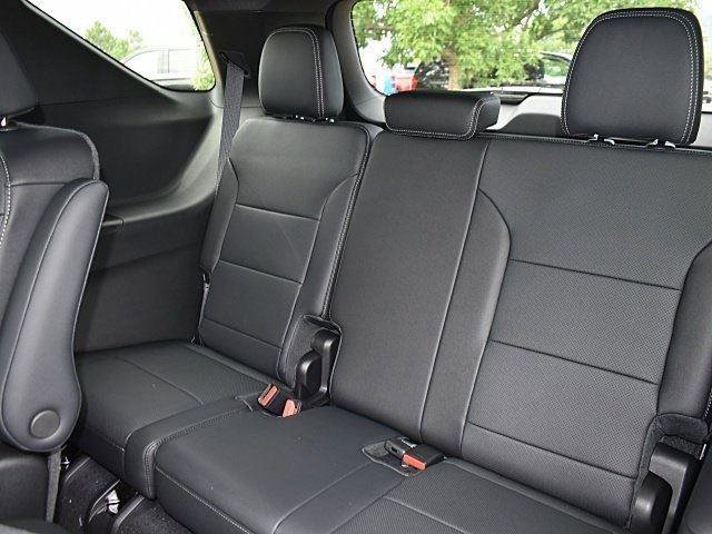 New 2026 Chevrolet Traverse LT w/ Driver Confidence Package image 10