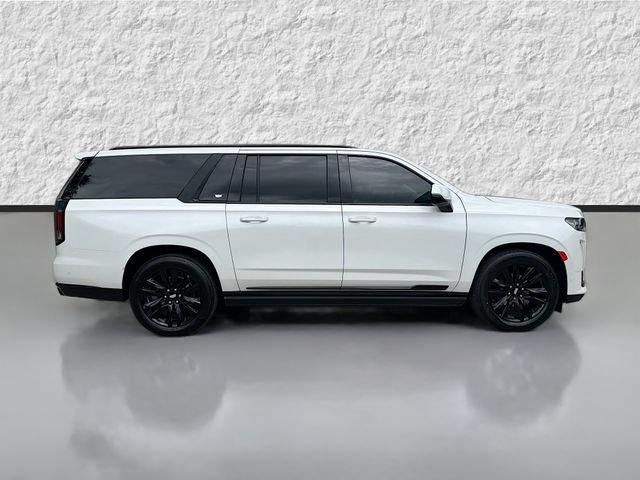 Used 2023 Cadillac Escalade ESV Sport Platinum AWD/4WD image 2