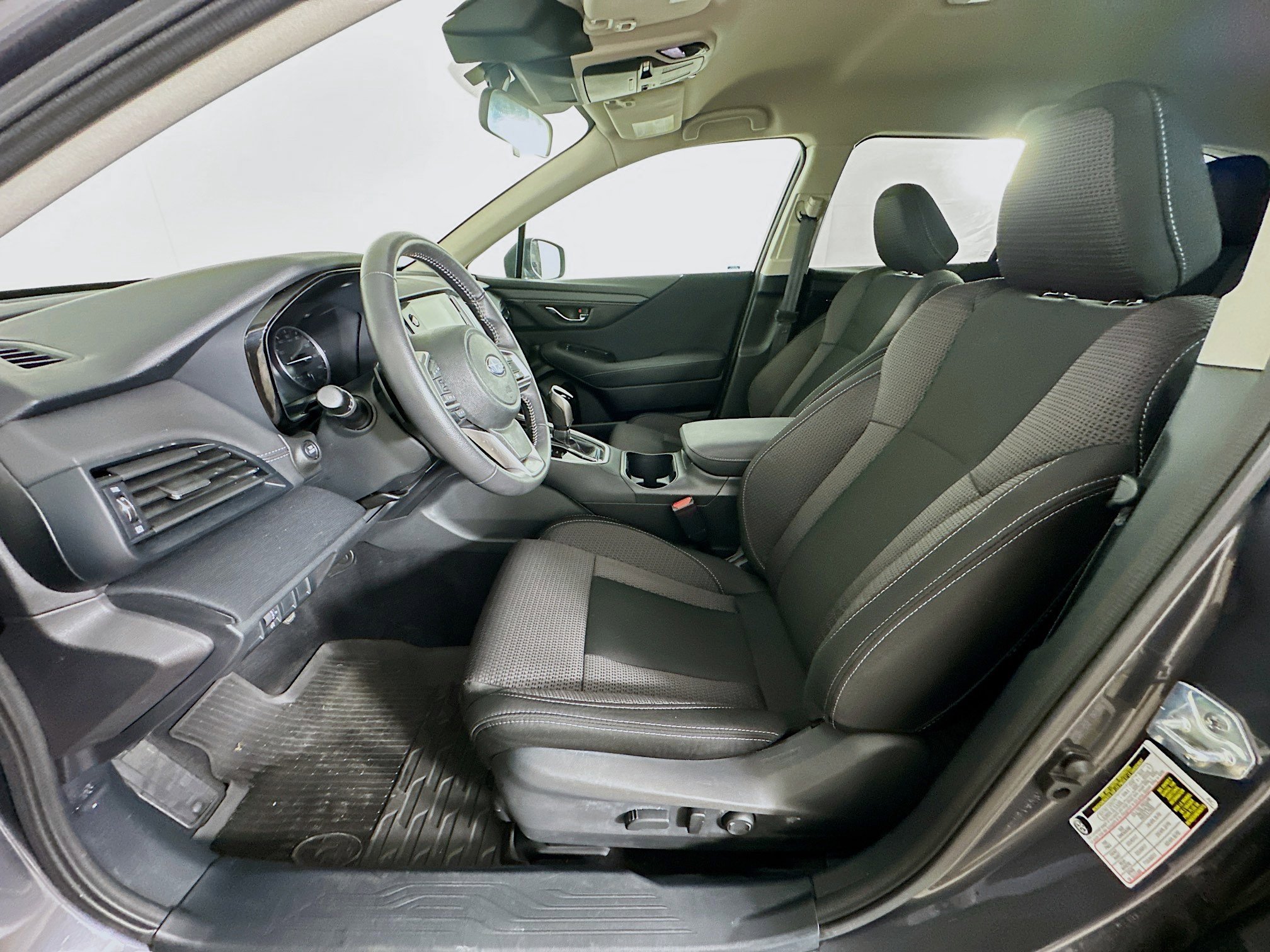 Used 2025 Subaru Outback Premium image 13