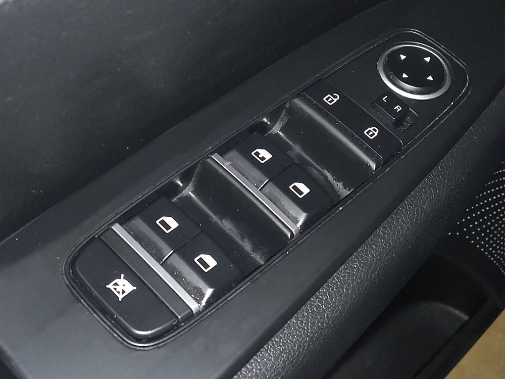 Used 2024 Kia Forte LXS image 27