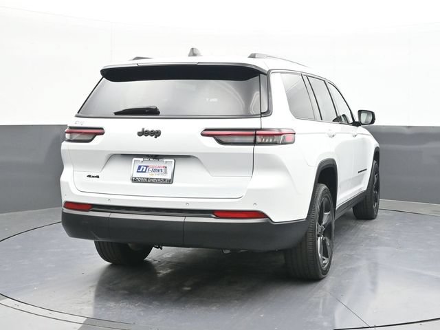 Used 2023 Jeep Grand Cherokee L Laredo AWD/4WD image 12
