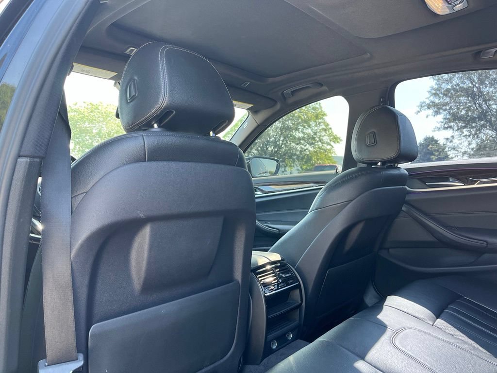 Used 2018 BMW 540i xDrive AWD/4WD image 23