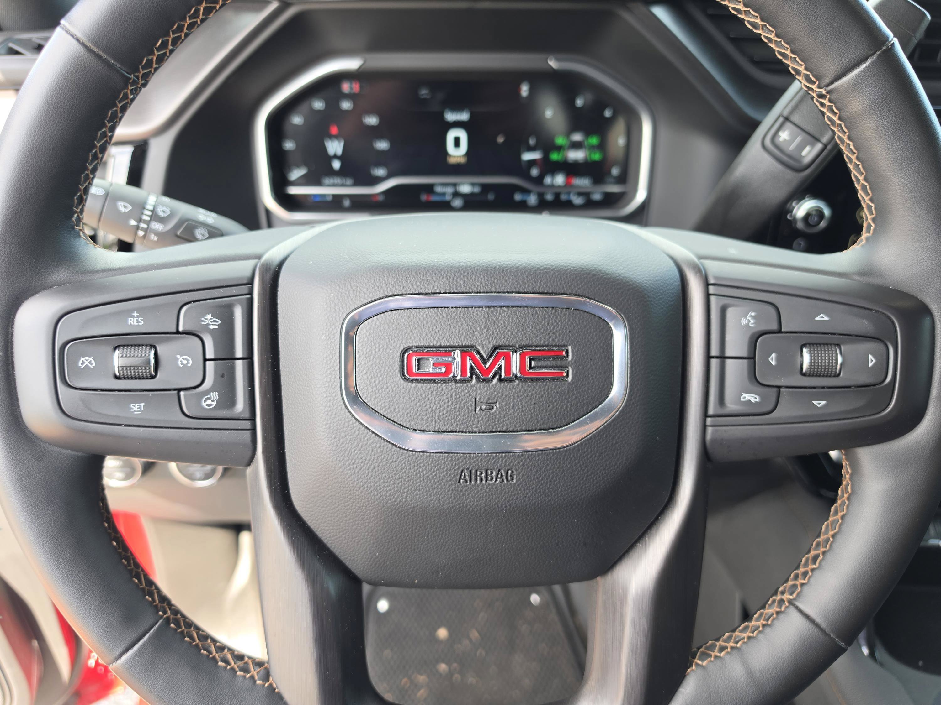 Used 2024 GMC Sierra 2500 AT4 w/ AT4 Premium Plus Package AWD/4WD image 18