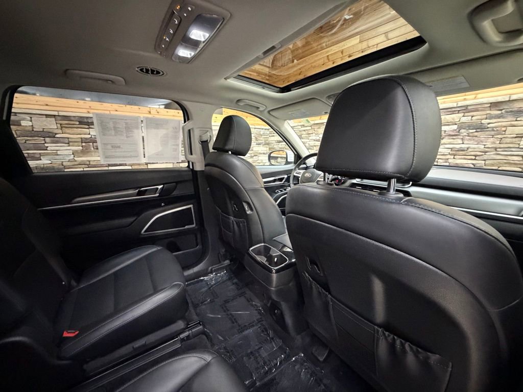 Used 2020 Kia Telluride S image 31
