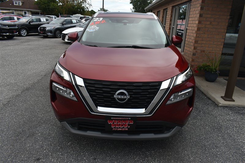Used 2023 Nissan Rogue SV w/ SV Premium B Package AWD/4WD image 9