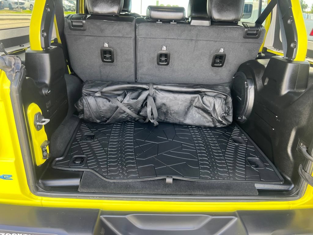 Used 2023 Jeep Wrangler Unlimited Sahara AWD/4WD image 55