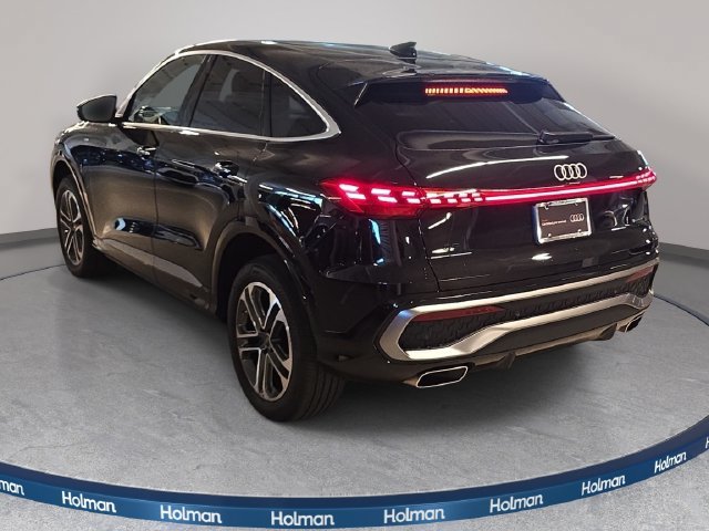 Used 2025 Audi Q5 Premium w/ Convenience Package AWD/4WD image 8