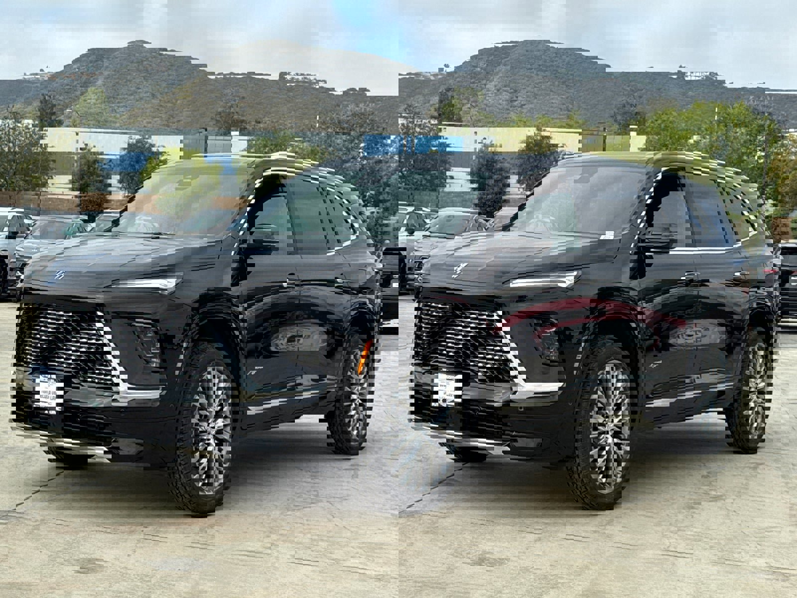 Used 2026 Buick Enclave Avenir w/ Super Cruise Package image 4